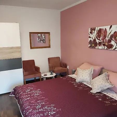 Apartment And Vikeli Trogir