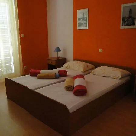 And Vikeli Apartment